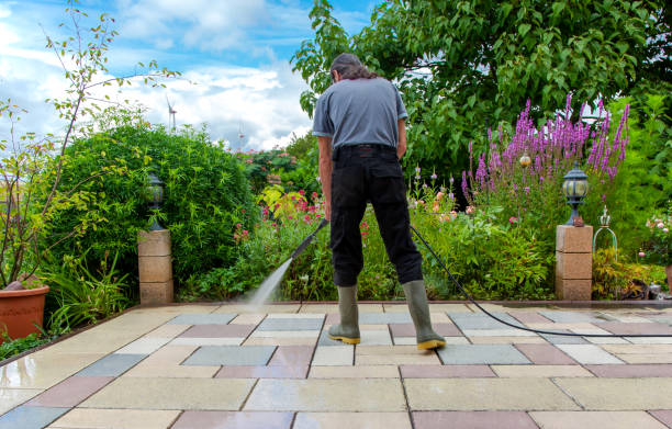 Best Driveway Pressure Washing  in New Castle, PA